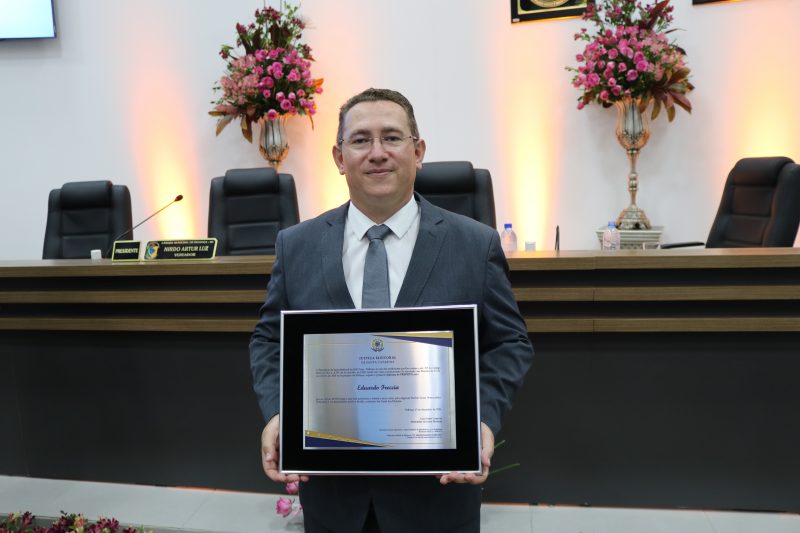 Eduardo Freccia (PSD) foi empossado nesta sexta-feira – Foto: Prefeitura de Palho&ccedil;a/ Divulga&ccedil;&atilde;o