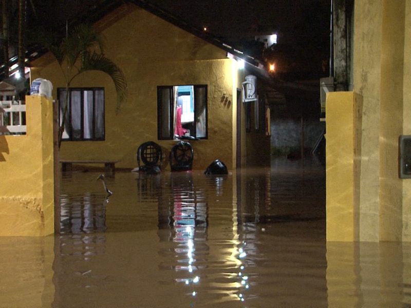 Cerca de 200 ruas do munic&iacute;pio ficaram alagadas devido ao temporal- Foto: Juliano Masselai/NDTV