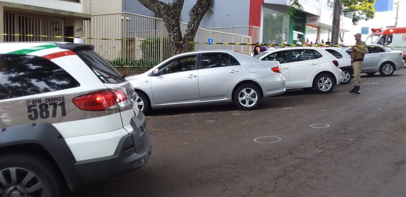 Crime foi na principal avenida de Chapec&oacute; – Foto: Diego Antunes/NDTV