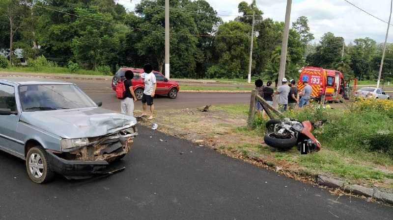 acidente entre carro e moto tirou a vida de um homem de 31 anos em chapecó