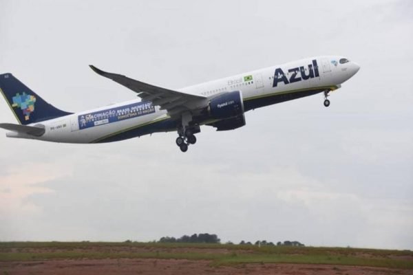 Avião da azul linhas aéreas