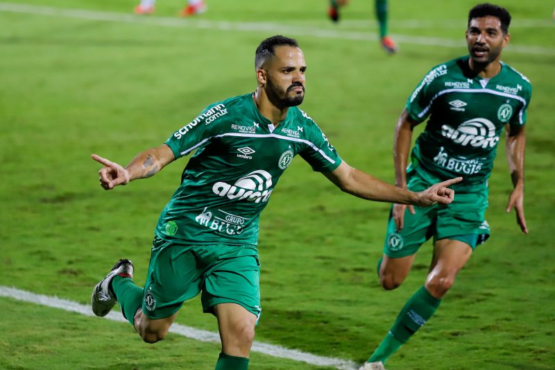 Centroavante Anselmo Ramon &eacute; destaque da Chapecoense; at&eacute; aqui anotou 14 gols em 49 jogos com a camisa do Verd&atilde;o – Foto: DINHO ZANOTTO/AGIF – AG&Ecirc;NCIA DE FOTOGRAFIA/AGIF – AG&Ecirc;NCIA DE FOTOGRAFIA/ESTAD&Atilde;O CONTE&Uacute;DO – Foto: ESTAD&Atilde;O CONTE&Uacute;DO/ND