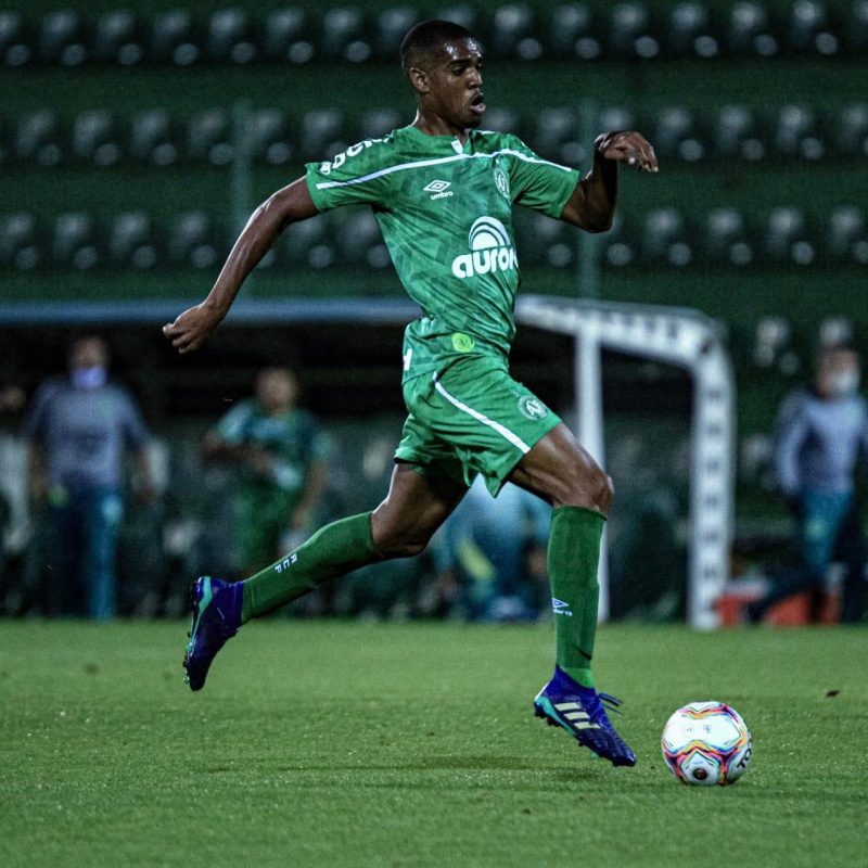 Alan Grafite durante partida da Chapecoense – Foto: M&aacute;rcio Cunha/ACF
