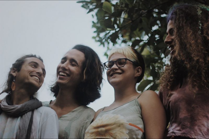 As produ&ccedil;&otilde;es da banda Orquid&aacute;lia se intensificaram durante o per&iacute;odo de isolamento social – Foto: Ol&iacute;via Lago/Divulga&ccedil;&atilde;o/ND