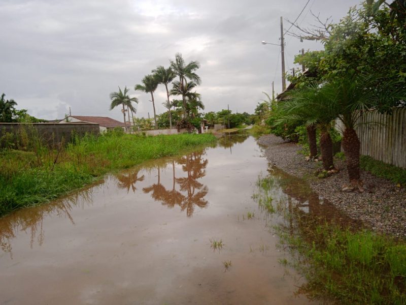 Chuva também causou alagamentos em Itapoá – Foto: Prefeitura de Itapoá/Divulgação