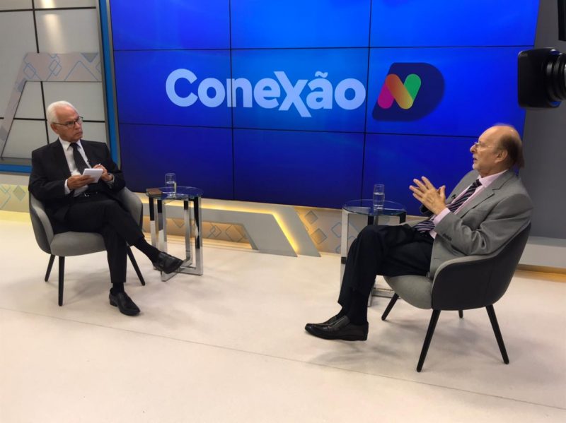 Moacir Pereira recebe o jurista P&eacute;ricles Prade – Foto: NDTV