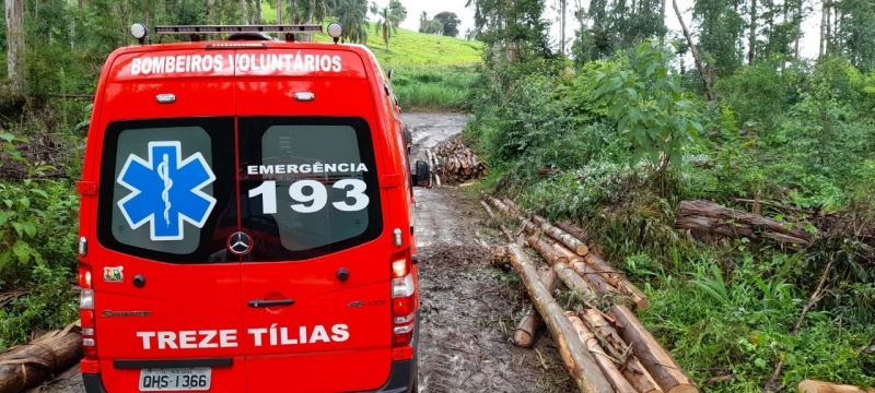 O acidente ocorreu no início da tarde desta segunda-feira (25). – Foto: Corpo de Bombeiros Voluntários/Divulgação/ND