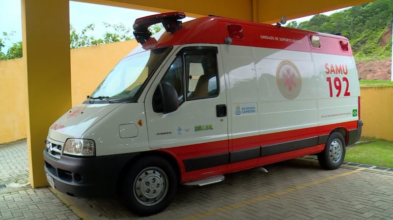 Menino foi encaminhado em estado grade ao hospital pelo SAMU – Foto: Almir Rodrigues/ND