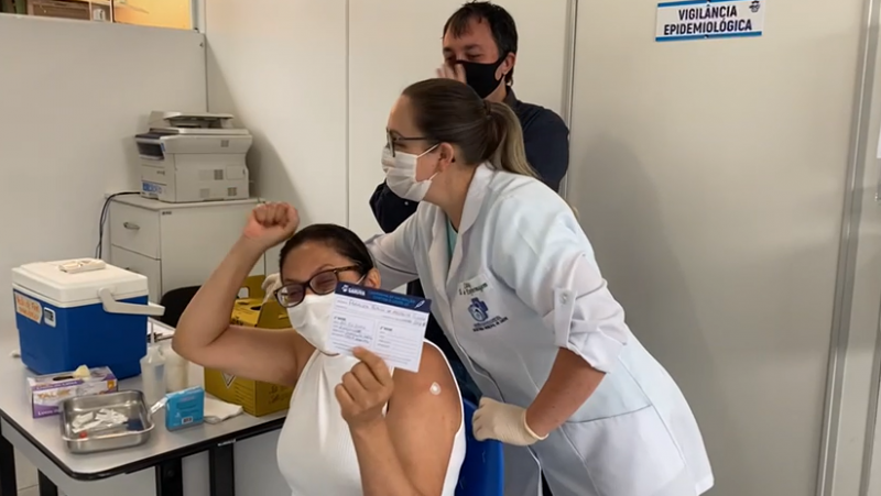 Vacina&ccedil;&atilde;o, aliada &agrave;s medidas sanit&aacute;rias, &eacute; arma de combate &agrave; prolifera&ccedil;&atilde;o do v&iacute;rus em SC – Foto: Divulga&ccedil;&atilde;o/ND