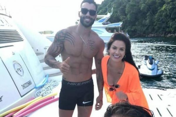 Gusttavo Lima e Andressa Suita foram vistos juntos em Angra dos Reis – Foto: Redes sociais