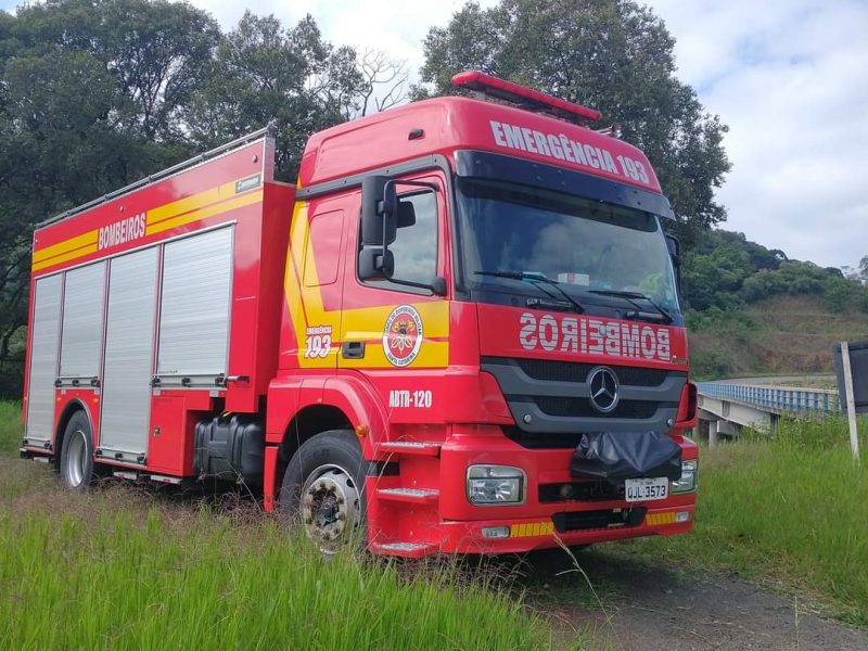 Mergulhadores do Corpo de Bombeiros localizaram o corpo do homem em uma profundidade de tr&ecirc;s metros – Foto: Corpo de Bombeiros/Divulga&ccedil;&atilde;o/ND