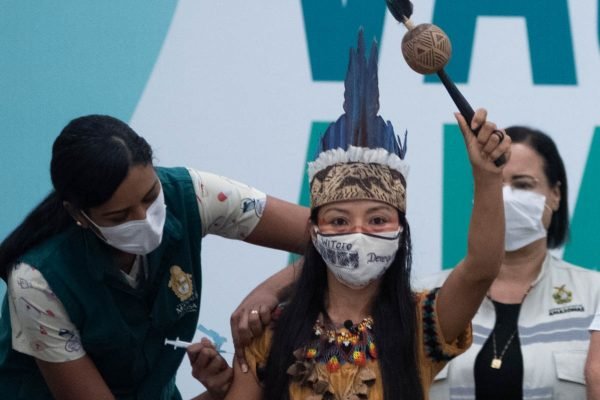 Movimentos sociais indígenas têm protestado desde que o plano de vacinação foi anunciado – Foto: Metrópoles/Divulgação/ND