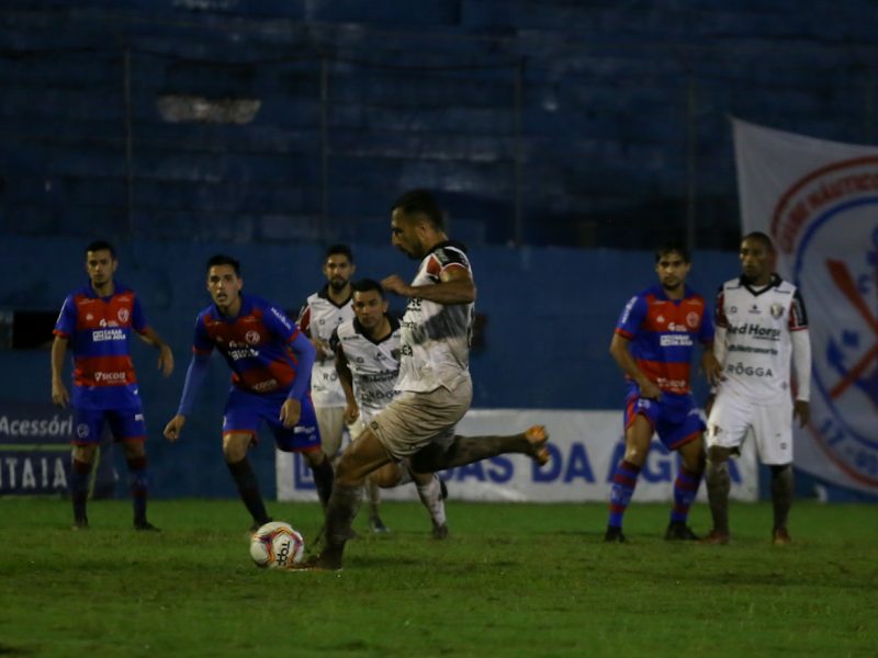 Depois da derrota para o Marcílio Dias, JEC enfrenta o Navegantes neste domingo (24) – Foto: Vitor Forcellini/JEC