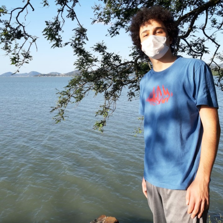 João Marcos Moço Giraldi estudou na Guroo para o ENEM