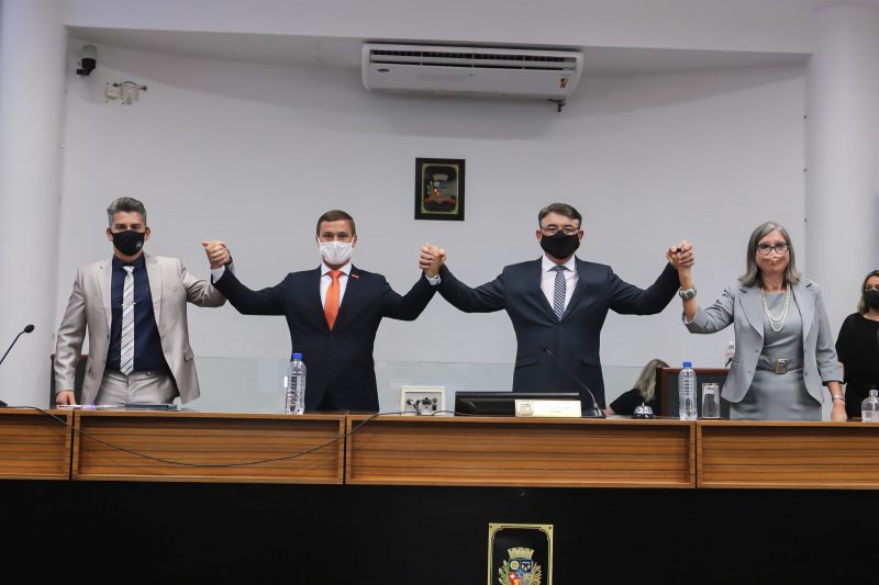 Peixer preside a Mesa Diretora da C&acirc;mara – Foto: Mauro Artur Schlieck/ND