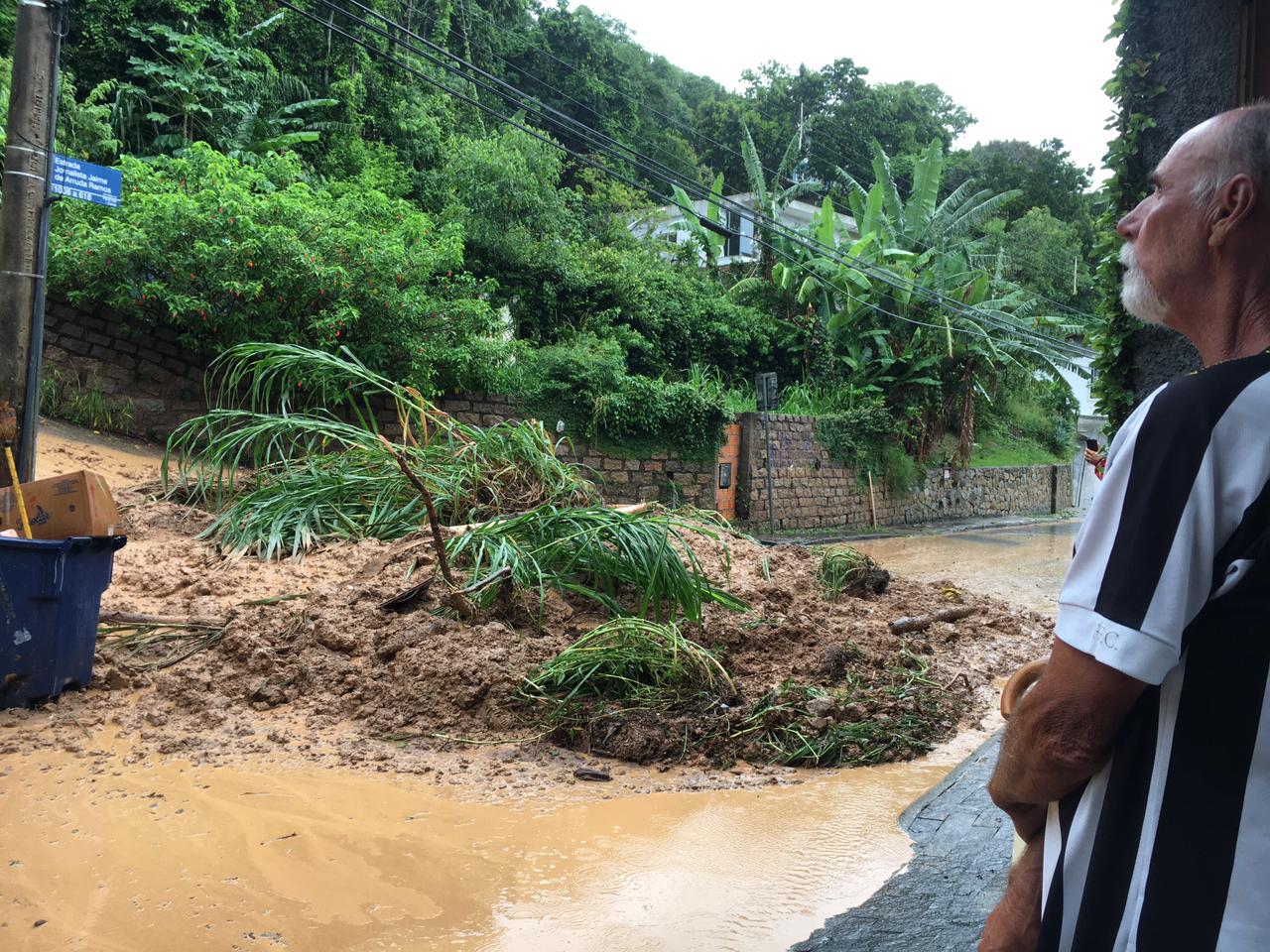 De acordo com moradores, a pousada estava desativada, mas
