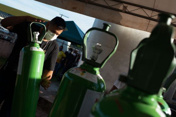 Oxigênio, segundo a SES, não tem a possibilidade de faltar; empresa fornecedora corrobora a informação – Foto: Hugo Barreto/Metrópoles