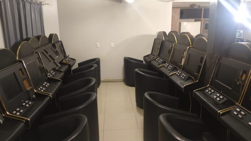 Pol&iacute;cia fecha casa de jogos de azar em Blumenau – Foto: PM/Divulga&ccedil;&atilde;o