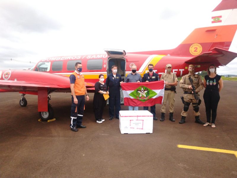 Em S&atilde;o Miguel do Oeste as doses chegaram pr&oacute;ximo &agrave;s 12h. – Foto: Prefeitura de S&atilde;o Miguel do Oeste/Divulga&ccedil;&atilde;o