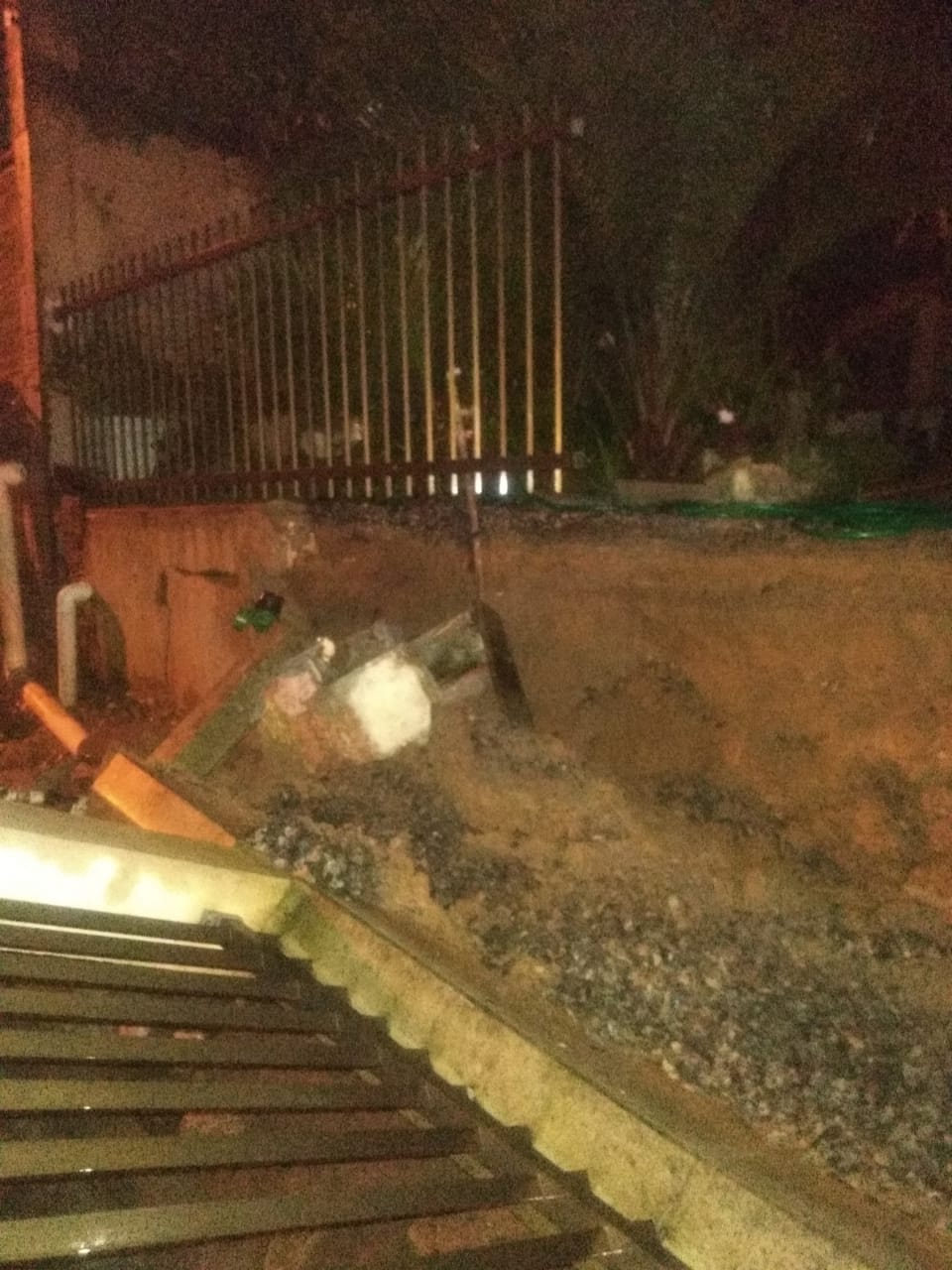 Em Araquari, uma queda de muro foi registrada no Itinga - Divulgação/ND