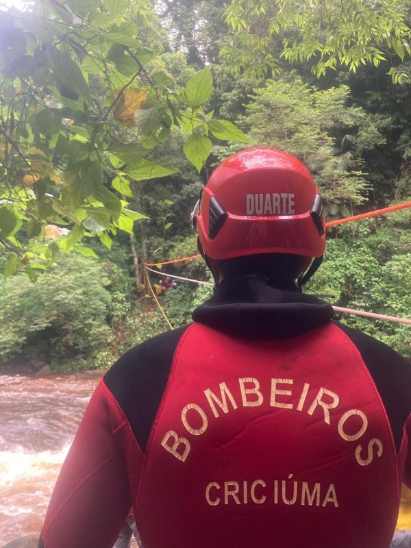 Resgate transcorreu por 21h – Foto: Divulga&ccedil;&atilde;o/CBMSC/ND