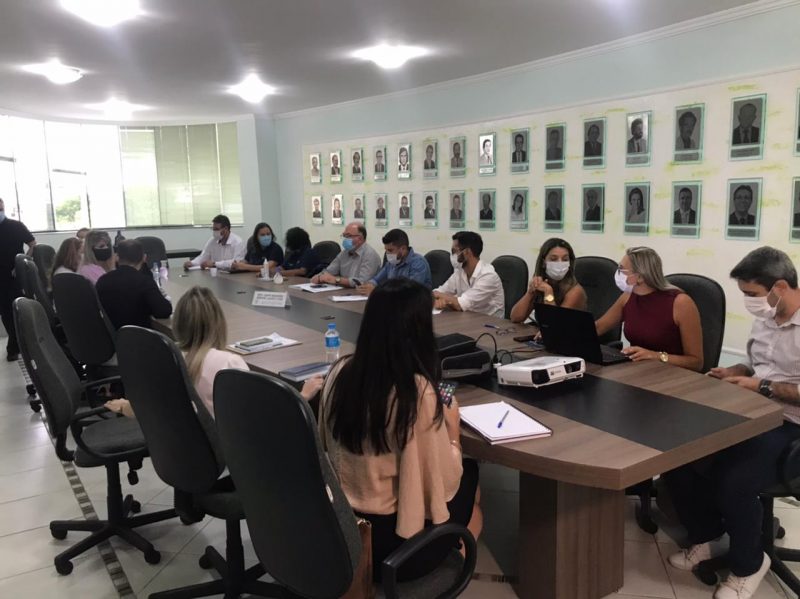 Secretários de Saúde das 11 cidades da Foz do Rio Itajaí se reuniram. – Foto: Kassia Salles/ND