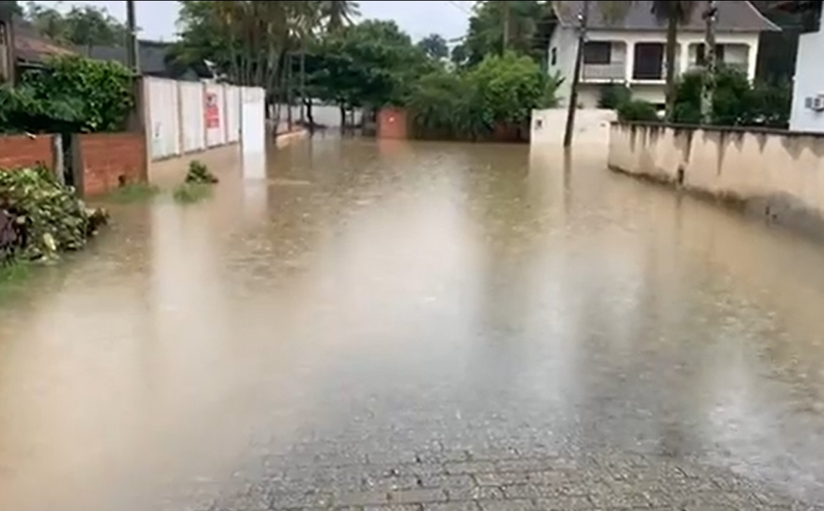 E mil moradores tiveram as casas afetadas por alagamentos - Portal Misturebas/Repodução