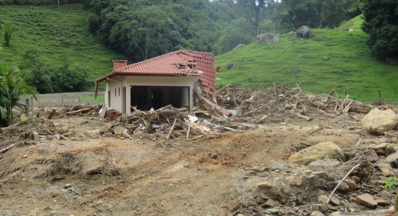 Na época, um levantamento apontou que 40 casas ficaram totalmente destruídas em virtude da tragédia – Foto: Talita Catie/Arquivo/ND