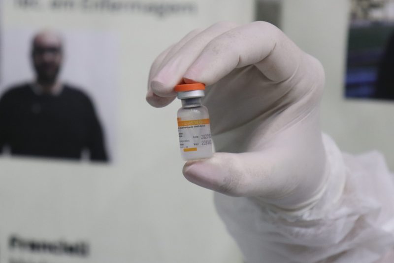 Aplicação da 2ª dose da Coronavac pode ser interrompida em cidades do Vale – Foto: PMG/Divulgação