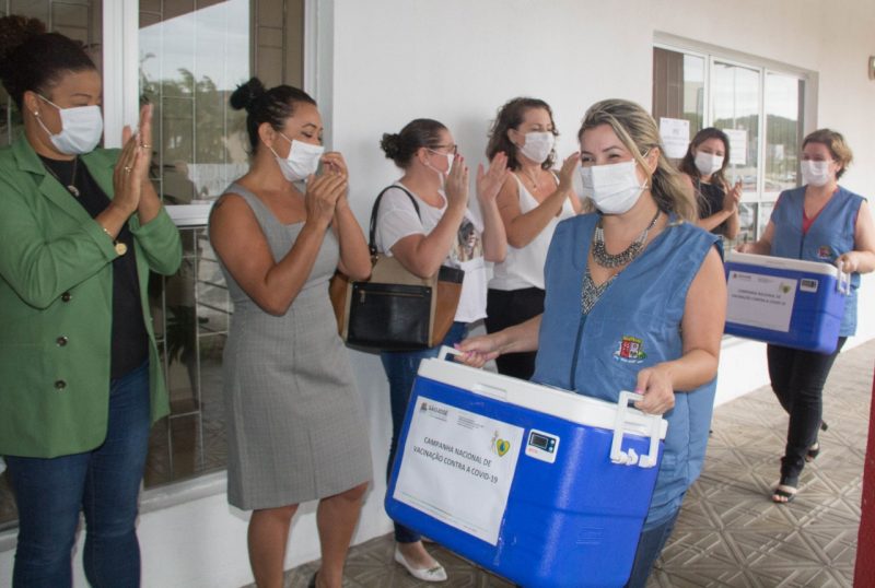 Município iniciou a campanha de vacinação contra a Covid-19 – Foto: PMSJ/Divulgação