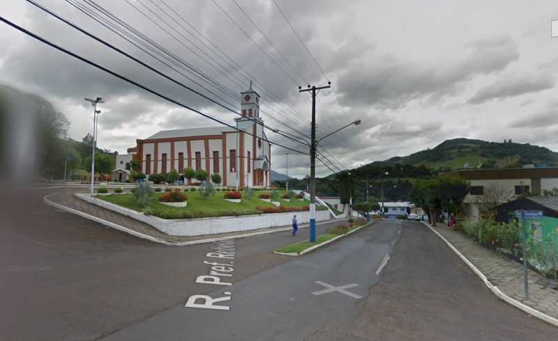 Idosa de 86 anos &eacute; a primeira paciente que morreu por Covid-19 em Xavantina desde o in&iacute;cio da pandemia – Foto: Google Street View/Divulga&ccedil;&atilde;o/ND