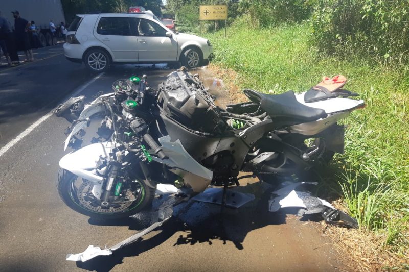 Motociclista fica ferido gravemente ao chocar-se contra caminhão na Castelo  Branco - Barueri na Rede