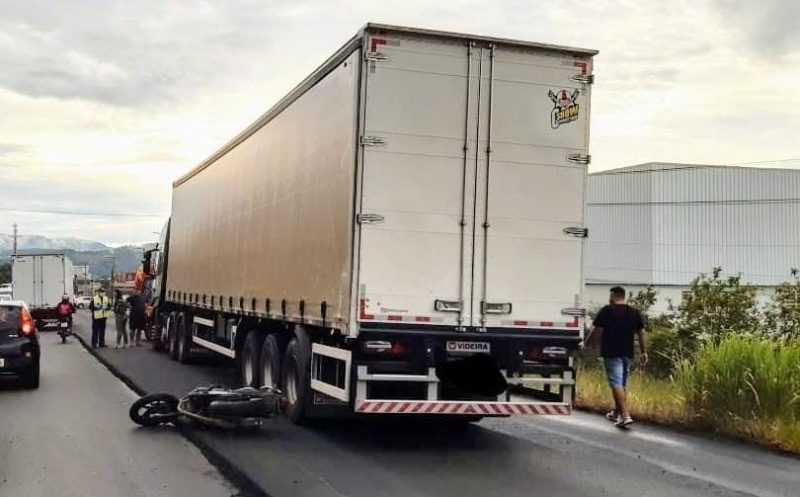 Motociclista morre ap&oacute;s acidente na BR-470, em Rio do Sul – Foto: CBM/Divulga&ccedil;&atilde;o