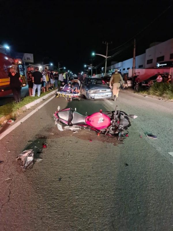 Mulher de 46 anos morreu no local do acidente – Foto: Pol&iacute;cia Militar/Divulga&ccedil;&atilde;o/ND