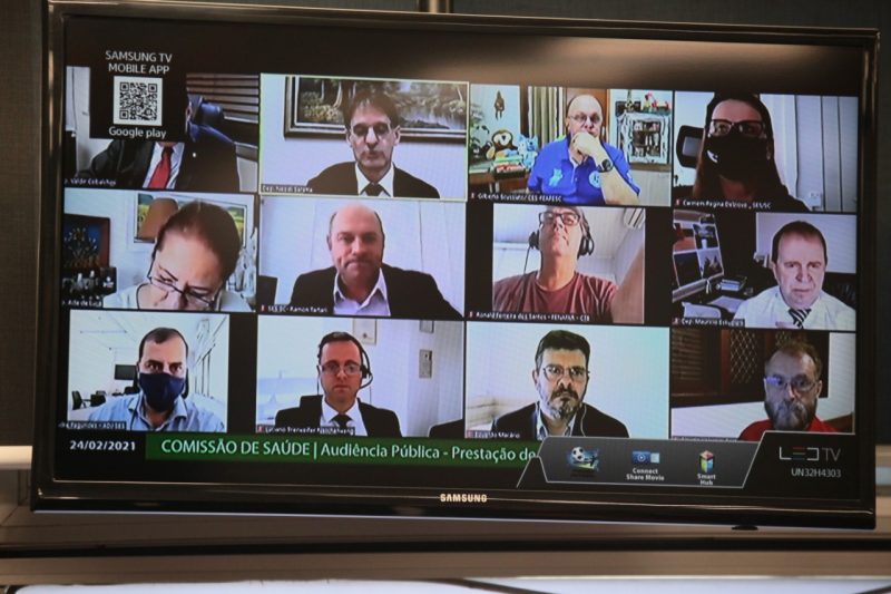 Audi&ecirc;ncia p&uacute;blica na comiss&atilde;o de sa&uacute;de da Alesc foi palco de cobran&ccedil;as dos deputados em rela&ccedil;&atilde;o ao ritmo de vacina&ccedil;&atilde;o no Estado – Foto: Divulga&ccedil;&atilde;o/Secom/ND