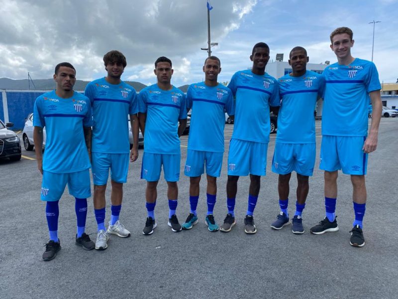 Sete atletas da base v&atilde;o integrar o elenco profissional do Ava&iacute; em 2021. Que n&atilde;o sejam apenas para completar os treinamentos. A rapaziada tem potencial e precisa de espa&ccedil;o.&nbsp; – Foto: Divulga&ccedil;&atilde;o/Ava&iacute; FC/ND