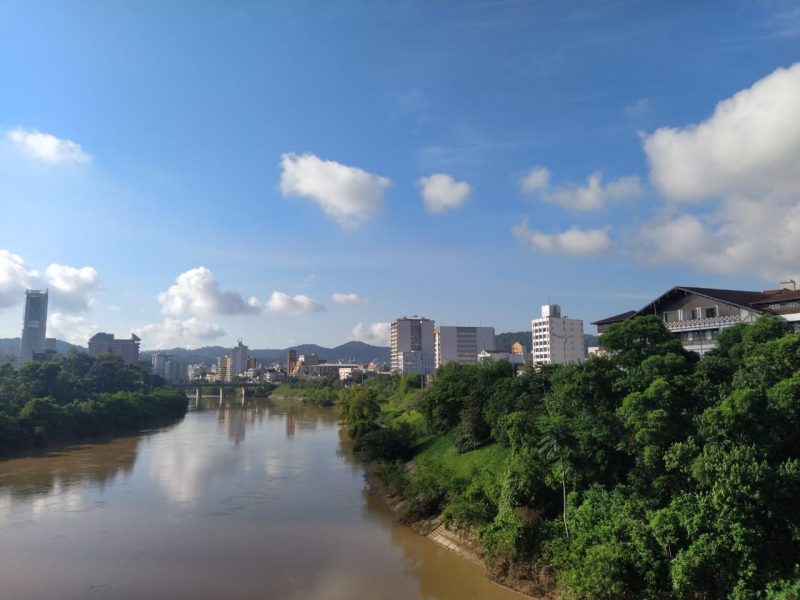 Defesa Civil emite alerta de temporal para esta ter&ccedil;a-feira em Blumenau – Foto: Wilson Roberto Gutz/NDTV