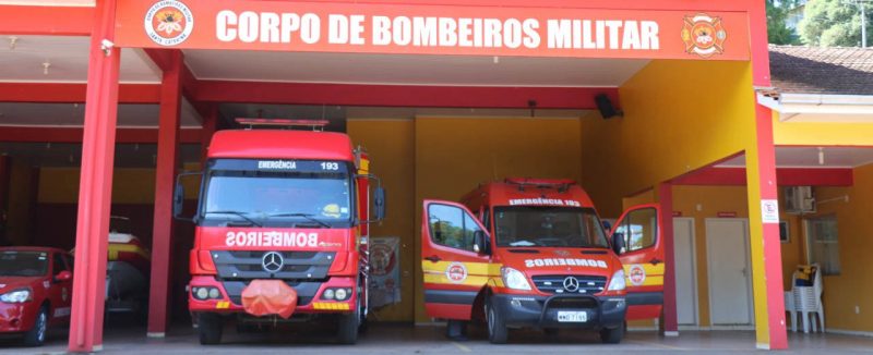 Corpo de Bombeiros precisou o idoso com ferimento grave na mão – Foto: Aliança FM/Arquivo/ND
