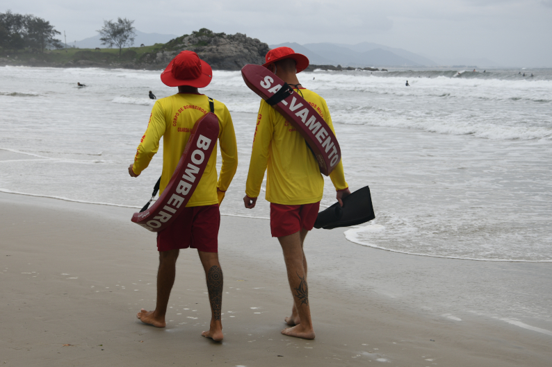 Jovem tenta salvar cachorro e morre afogado em Balne&aacute;rio Cambori&uacute; – Foto: CBMSC/Divulga&ccedil;&atilde;o ND
