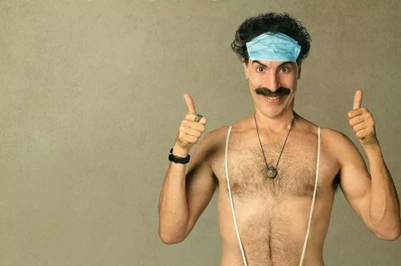 Sacha Baron Cohen é o protagonista de Borat – Foto: Divulgação