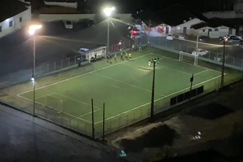 Defesa Civil encerra partida de futebol em Blumenau – Foto: Especial/ND