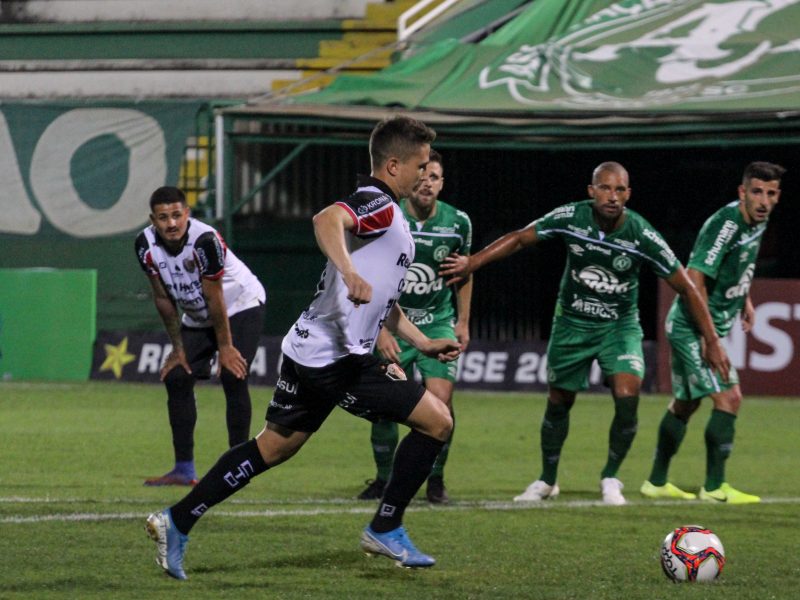 Tricolor já comemorou um título na casa da Chapecoense neste ano – Foto: Vitor Forcellini/JEC