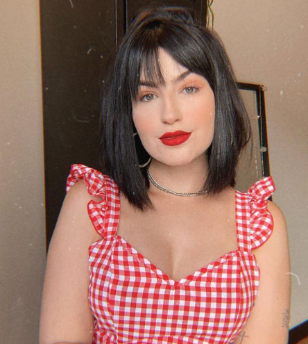 Isabella ficou conhecida após começar a produzir conteúdos sobre ASMR – Foto: Arquivo Pessoal/Divulgação