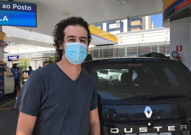 Motorista Ismael Dewes diz que reajuste impacta outros setores – Foto: Bruna Stroisch/ND