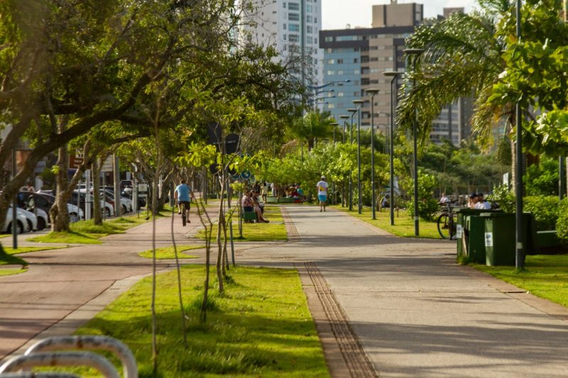 Beira Rio, em Itajaí, é um espaço para a prática de exercício físico ao ar livre – Foto: Almir Rodrigues/NDTV