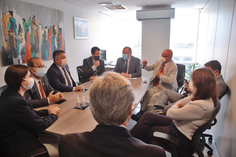 A reuni&atilde;o ocorreu no Minist&eacute;rio da Sa&uacute;de, em Bras&iacute;lia. – Foto: Leandro Schmidt/Divulga&ccedil;&atilde;o/ND