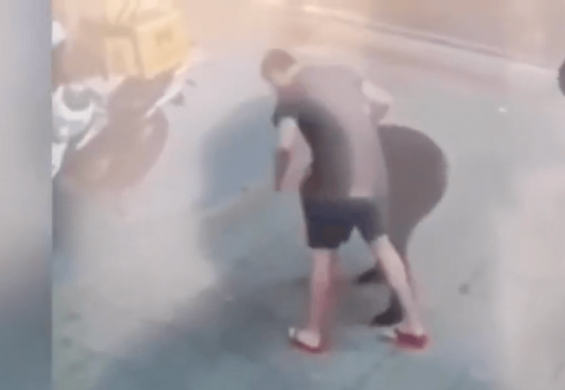 Namorado da cliente agride o entregador, fato que gerou a manifesta&ccedil;&atilde;o dos motoboys – Foto: Reprodu&ccedil;&atilde;o