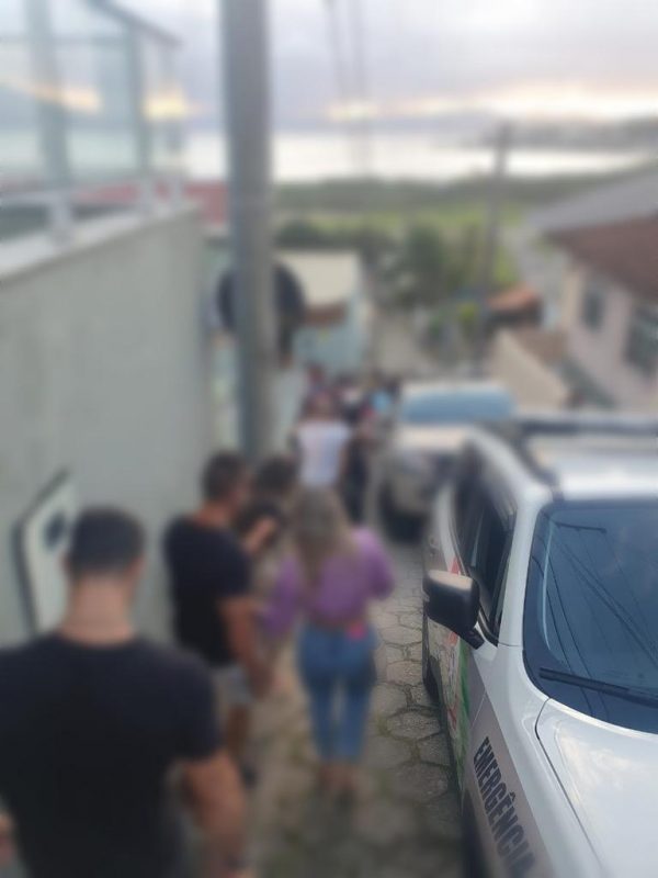 Atleta do Avaí é flagrado em festa clandestina em Florianópolis