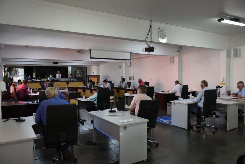 Projeto de lei foi votado em tempo recorde por conta do aumento de pessoas contaminadas pelo coronav&iacute;rus em Chapec&oacute; – Foto: C&acirc;mara de Vereadores/Divulga&ccedil;&atilde;o/ND