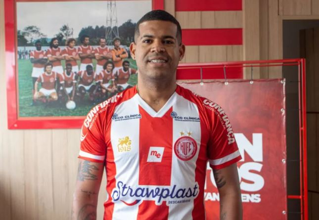 Renato Henrique, do Herc&iacute;lio Luz, &eacute; uma das apostas do time de Tubar&atilde;o para beliscar uma vaga na S&eacute;rie D do campeonato brasileiro – Foto: Divulga&ccedil;&atilde;o/Herc&iacute;lio Luz/ND